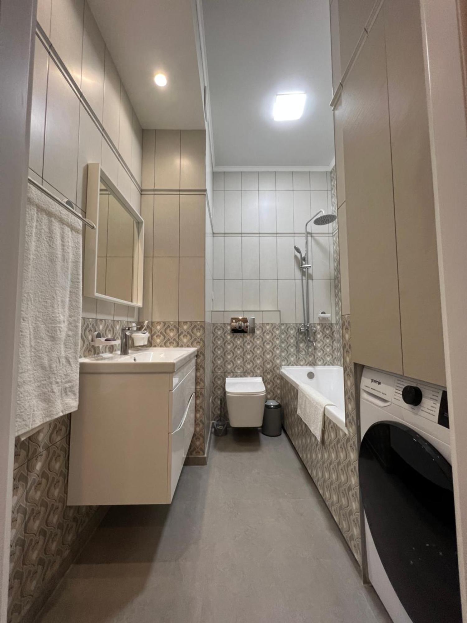 элитная возле площади Apartment *
